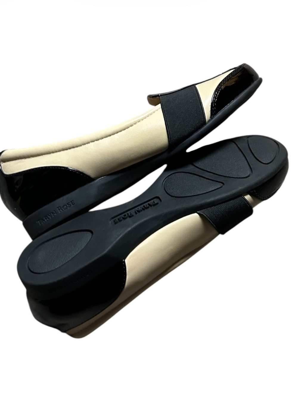 Taryn Rose Taurus Tan & Black Patent |Leather Slip On Loafer Size 8M - Picture 4 of 4